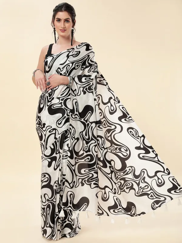 Suha_Womens_Fashion_Ethnic_Black_&_White_Color_Saree