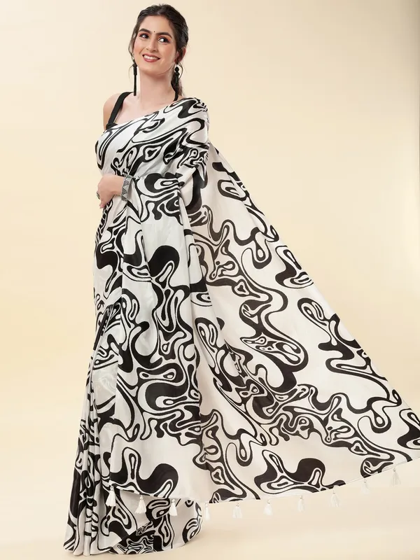 Suha_Womens_Fashion_Ethnic_Black_&_White_Color_Saree