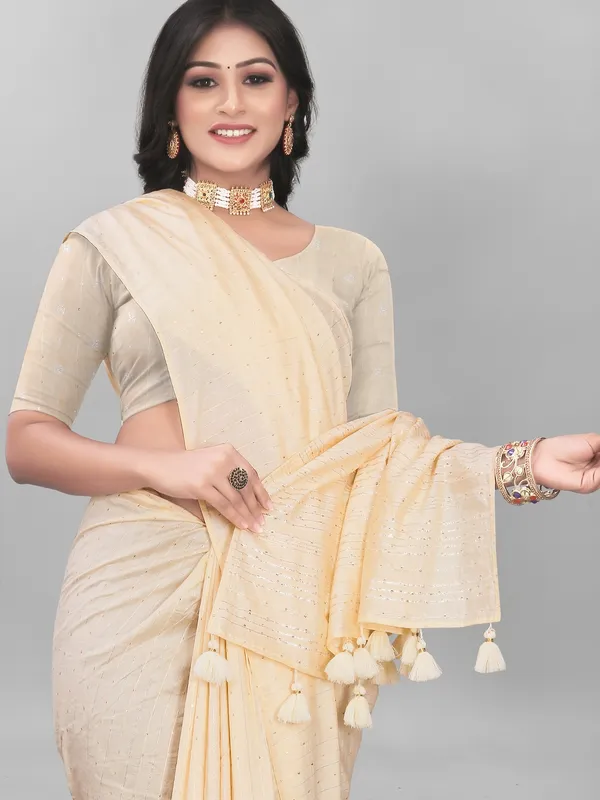 Suha_Womens_Fashion_Ethnic_Peach_Color_Saree