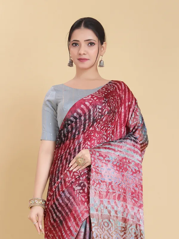 Suha_Womens_Fashion_Ethnic_Red_Color_Saree