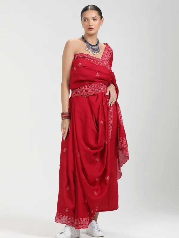 Suha_Womens_Fashion_Ethnic_Red_Color_Saree