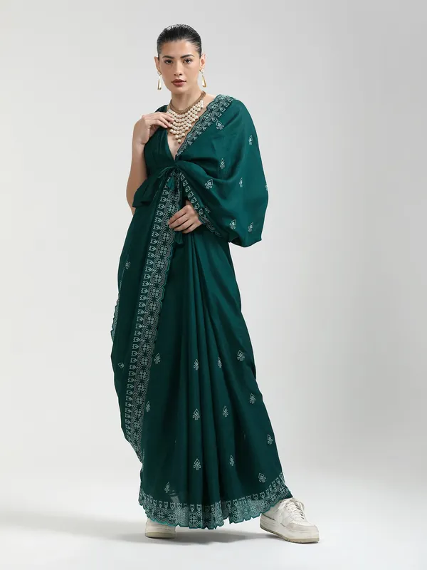 Suha_Womens_Fashion_Ethnic_Green_Color_Saree