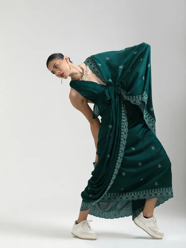 Suha_Womens_Fashion_Ethnic_Green_Color_Saree