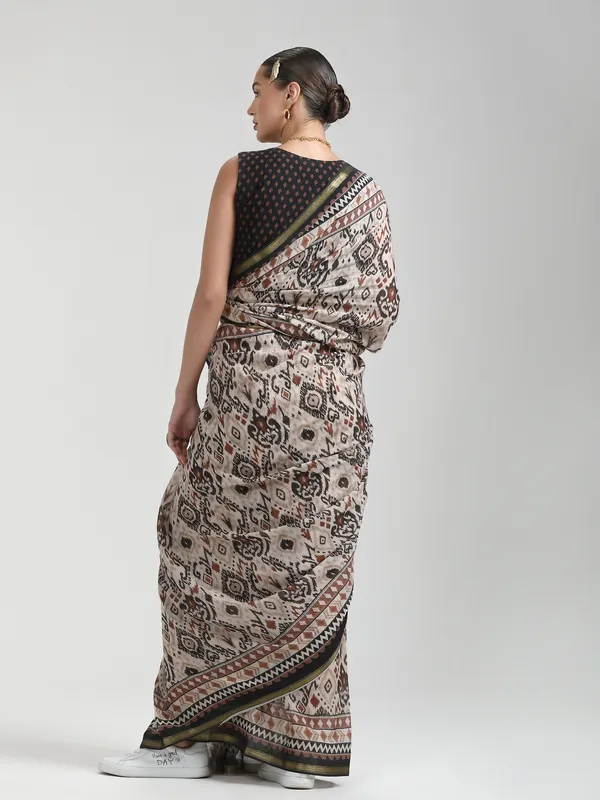 Suha_Womens_Fashion_Ethnic_Beige_Color_Saree