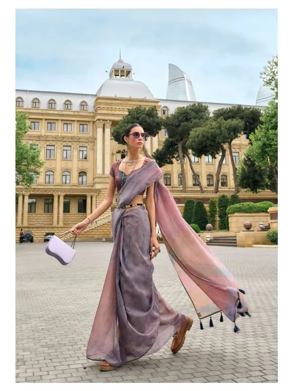 Suha_Womens_Fashion_Ethnic_Purple_Color_Saree