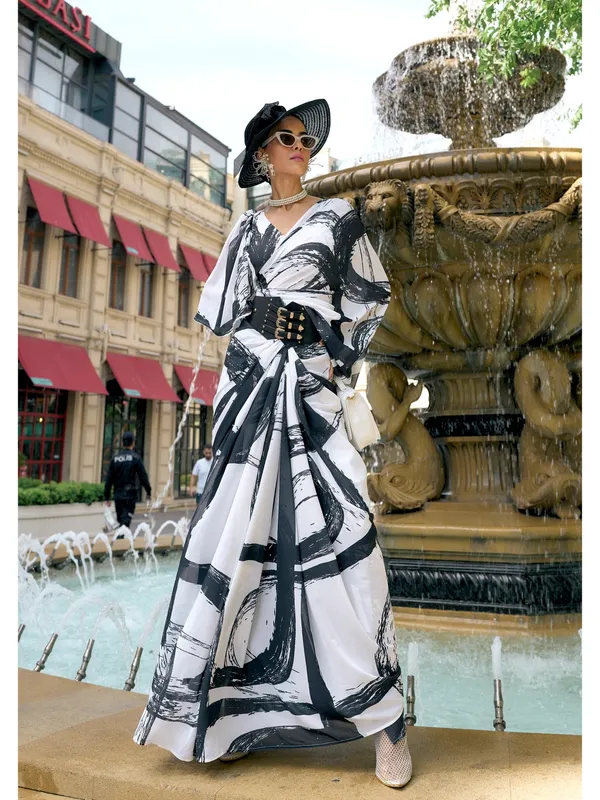 Suha_Womens_Fashion_Ethnic_Black_&_White_Color_Saree