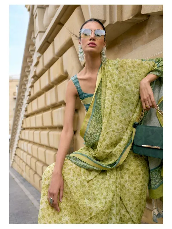 Suha_Womens_Fashion_Ethnic_Green_Color_Saree