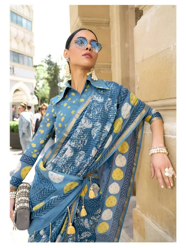 Suha_Womens_Fashion_Ethnic_Blue_Color_Saree