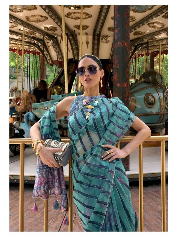 Suha_Womens_Fashion_Ethnic_Turquoise_Blue_Color_Saree