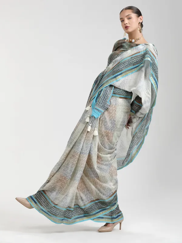 Suha_Womens_Fashion_Ethnic_Grey_Color_Saree