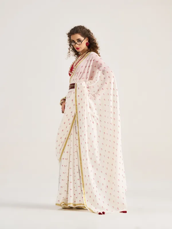 Suha_Womens_Fashion_Ethnic_White_Color_Saree