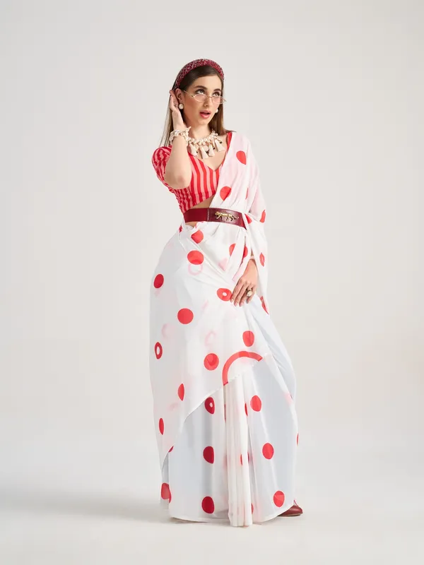 Suha_Womens_Fashion_Ethnic_White_Color_Saree
