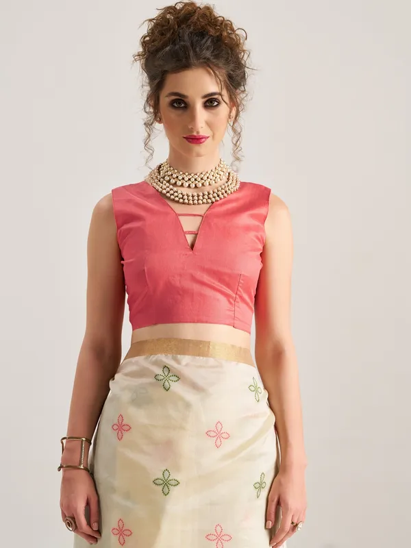 Suha_Womens_Fashion_Ethnic_Peach_Color_Saree