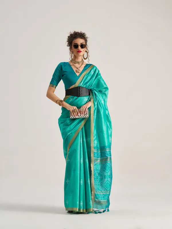 Suha_Womens_Fashion_Ethnic_Green_Color_Saree
