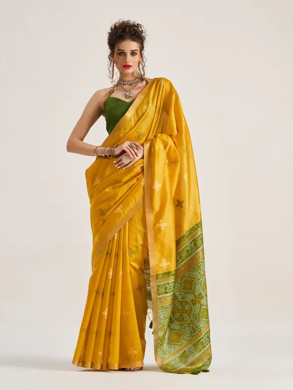 Suha_Womens_Fashion_Ethnic_Yellow_Color_Saree