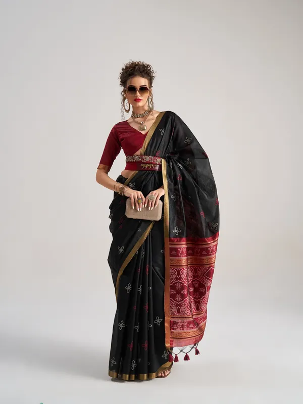 Suha_Womens_Fashion_Ethnic_Black_Color_Saree