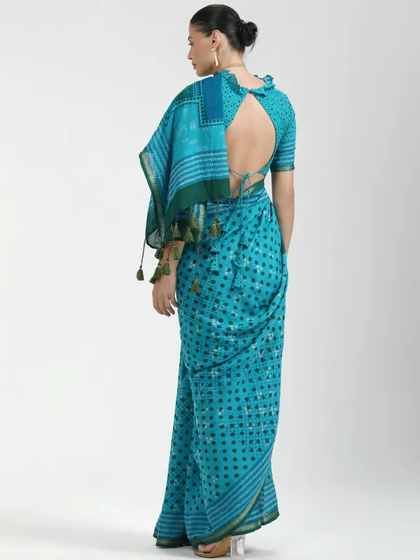 Suha_Womens_Fashion_Ethnic_Turquoise_Blue_Color_Saree