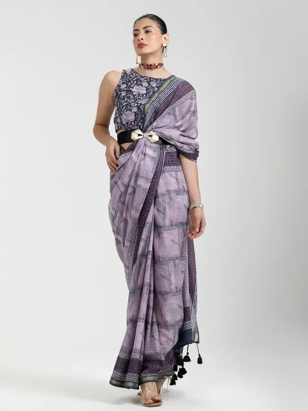 Suha_Womens_Fashion_Ethnic_Purple_Color_Saree