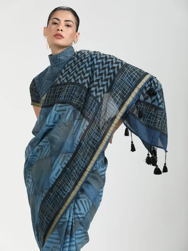 Suha_Womens_Fashion_Ethnic_Blue_Color_Saree