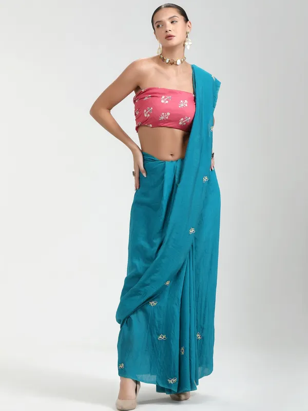 Suha_Womens_Fashion_Ethnic_Turquoise_Blue_Color_Saree