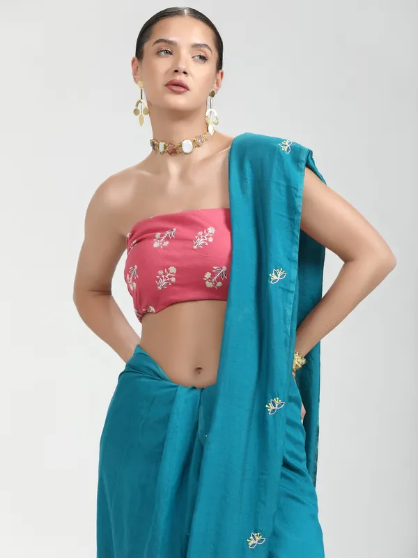 Suha_Womens_Fashion_Ethnic_Turquoise_Blue_Color_Saree