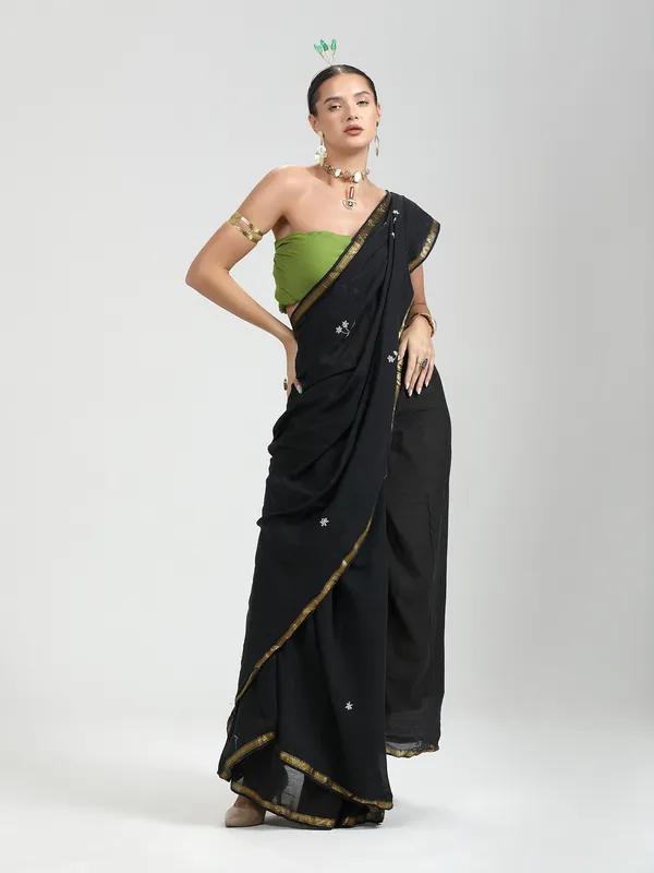 Suha_Womens_Fashion_Ethnic_Black_Color_Saree