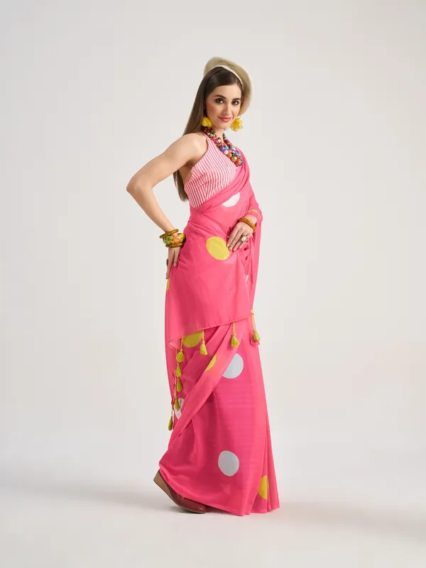 Suha_Womens_Fashion_Ethnic_Pink_Color_Saree