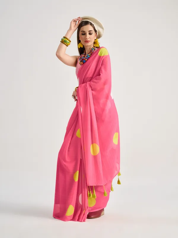 Suha_Womens_Fashion_Ethnic_Pink_Color_Saree