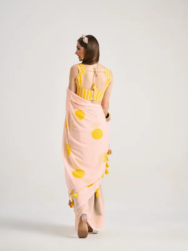Suha_Womens_Fashion_Ethnic_Yellow_Color_Saree
