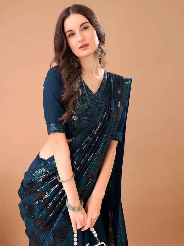 Suha_Womens_Fashion_Ethnic_Party_Wear_Green_Color_Saree