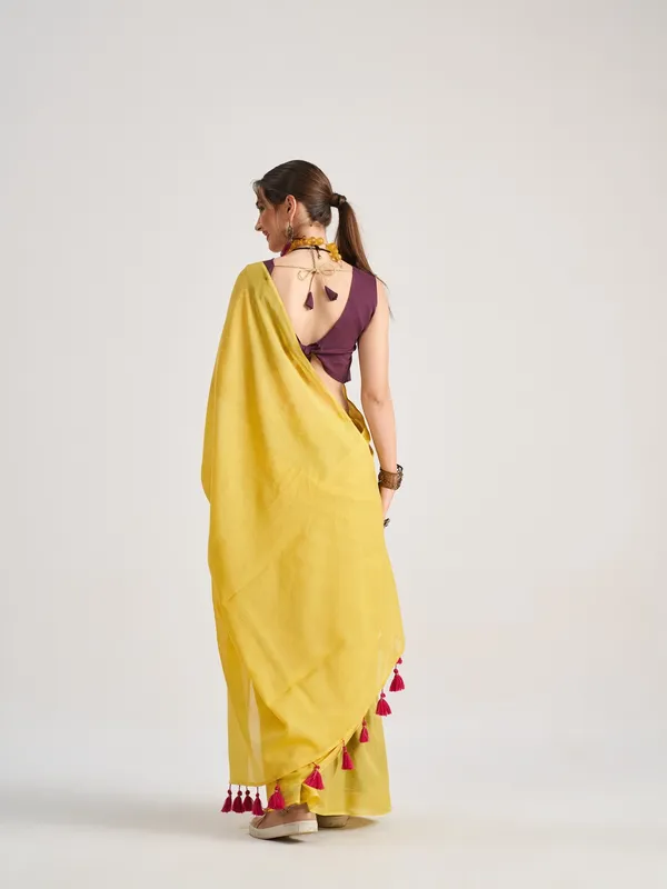 Suha_Womens_Fashion_Valentine_Party_Wear_Olive_Color_Sarees