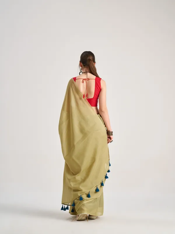 Suha_Womens_Fashion_Valentine_Party_Wear_Red_Color_Sarees