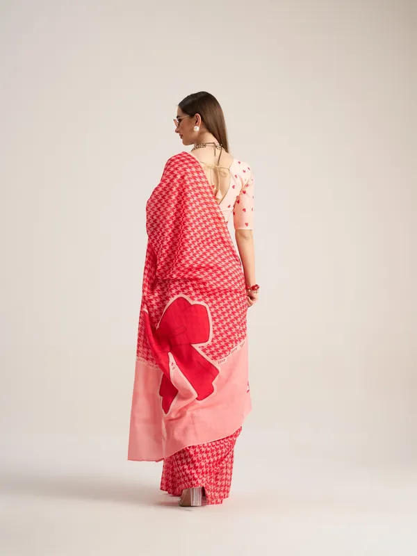 Suha_Womens_Fashion_Valentine_Party_Wear_Red_Color_Sarees