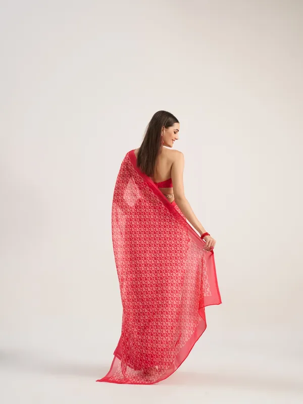 Suha_Womens_Fashion_Valentine_Party_Wear_Red_Color_Sarees