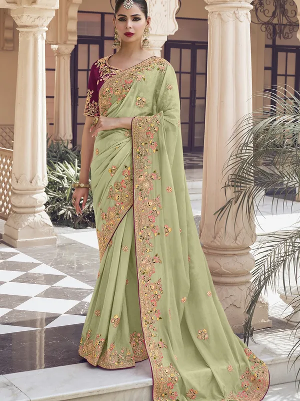 Suha_Womens_Fashion_Ethnic_Green_Color_Saree