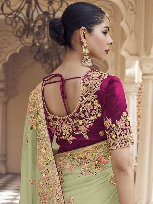 Suha_Womens_Fashion_Ethnic_Green_Color_Saree