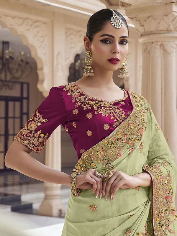 Suha_Womens_Fashion_Ethnic_Green_Color_Saree