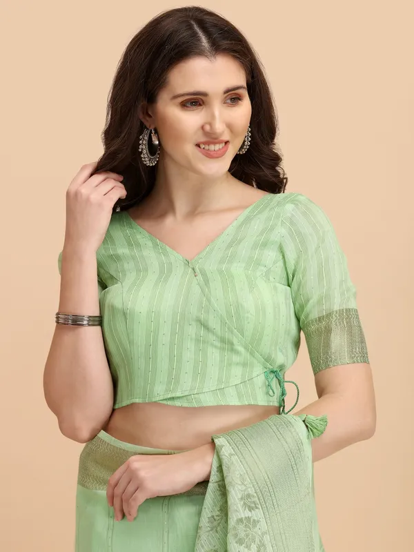 Suha_Womens_Grand_Fashion_Ethnic_Green_Color_Saree