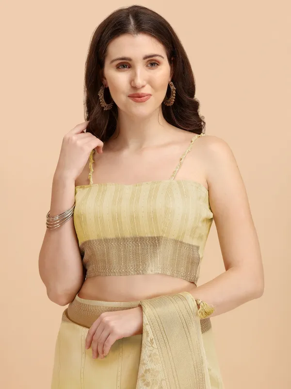 Suha_Womens_Grand_Fashion_Ethnic_Yellow_Color_Saree