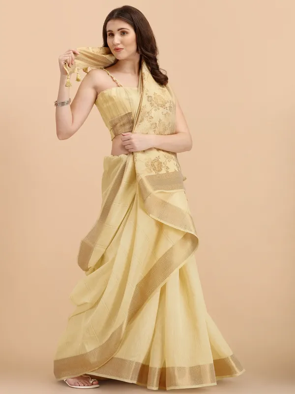 Suha_Womens_Grand_Fashion_Ethnic_Yellow_Color_Saree