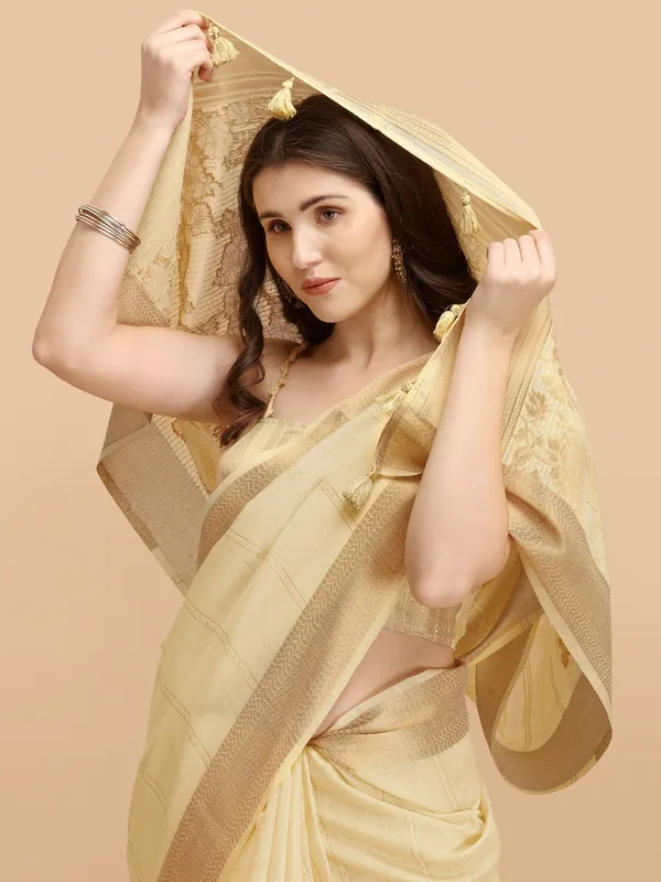 Suha_Womens_Grand_Fashion_Ethnic_Yellow_Color_Saree