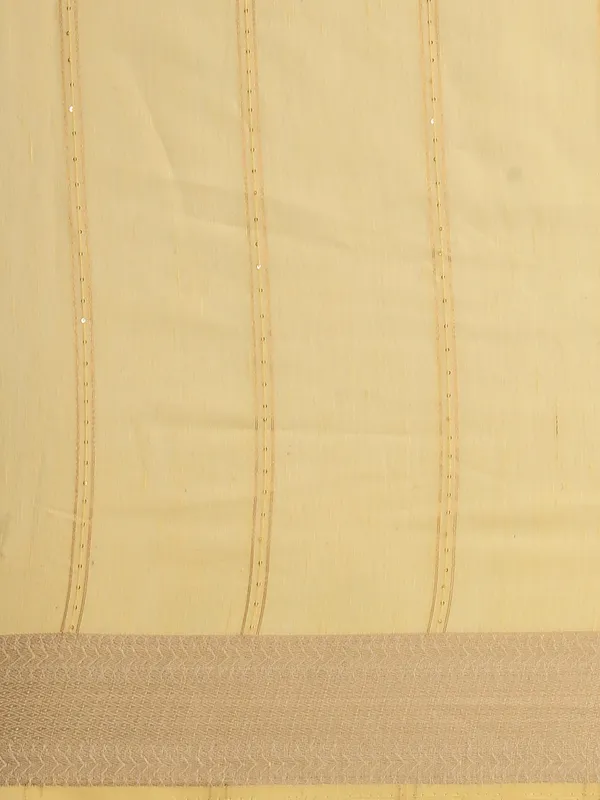 Suha_Womens_Grand_Fashion_Ethnic_Yellow_Color_Saree