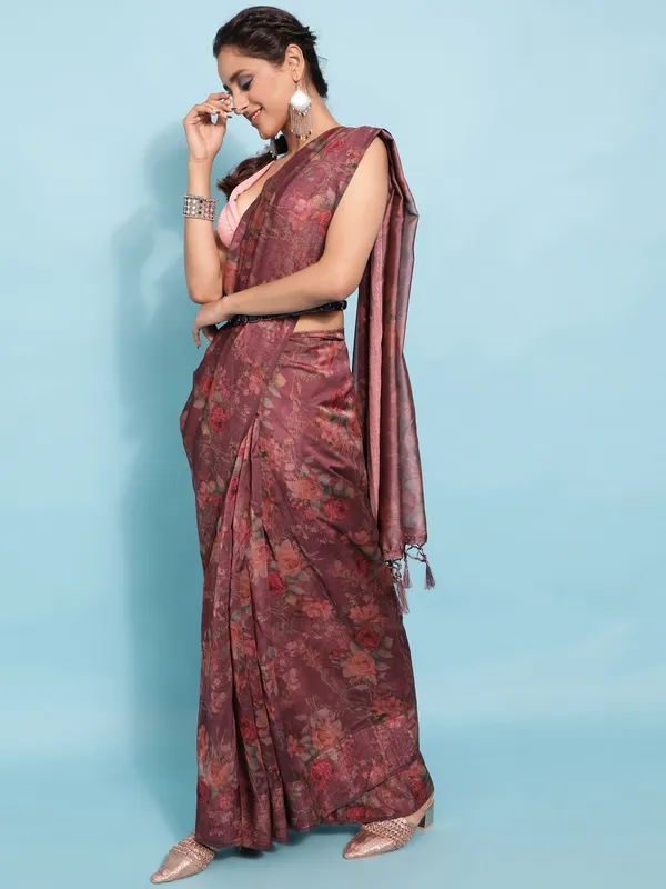 Suha_Womens_Grand_Fashion_Ethnic_Maroon_Color_Saree