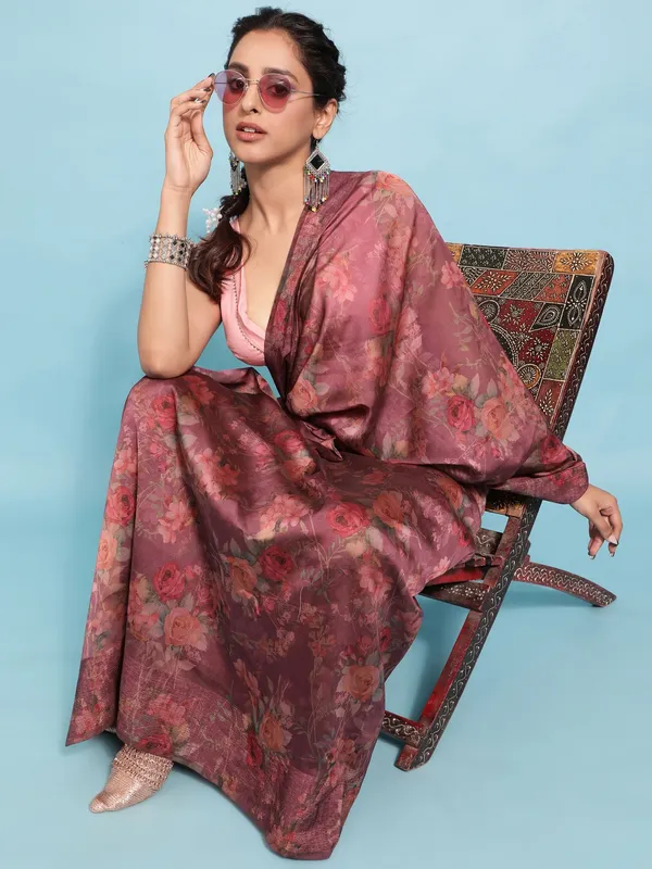Suha_Womens_Grand_Fashion_Ethnic_Maroon_Color_Saree