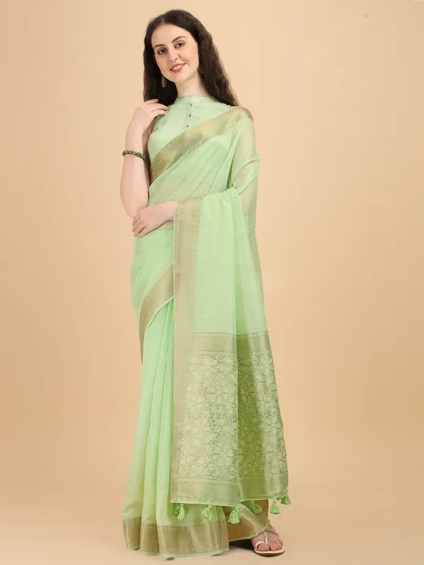 Suha_Womens_Grand_Fashion_Ethnic_Green_Color_Saree