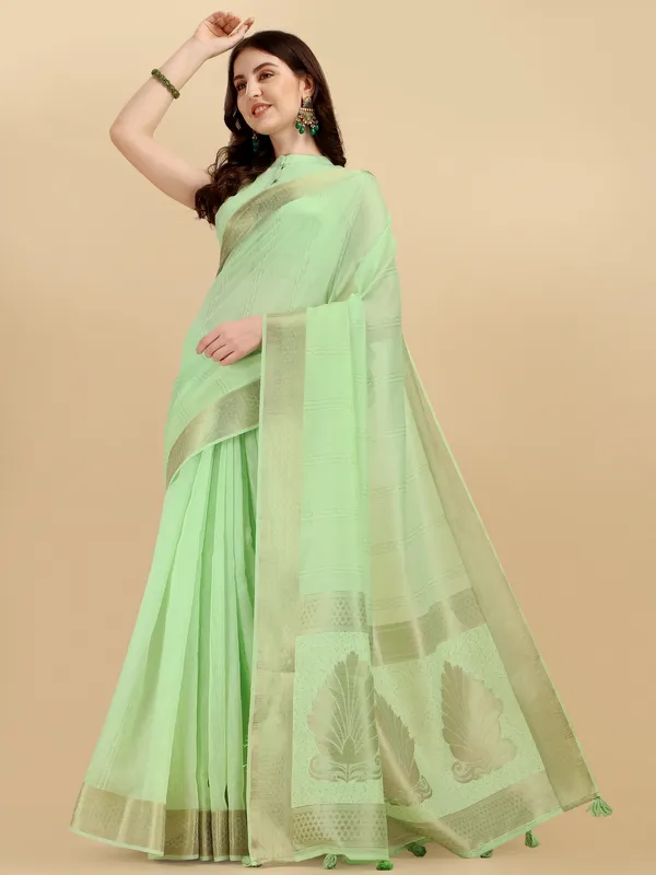 Suha_Womens_Grand_Fashion_Ethnic_Green_Color_Saree