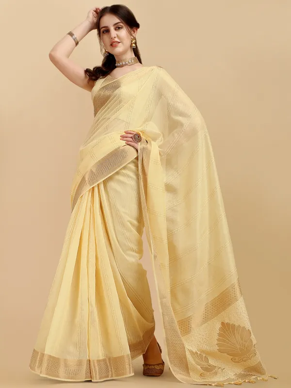 Suha_Womens_Grand_Fashion_Ethnic_Yellow_Color_Saree