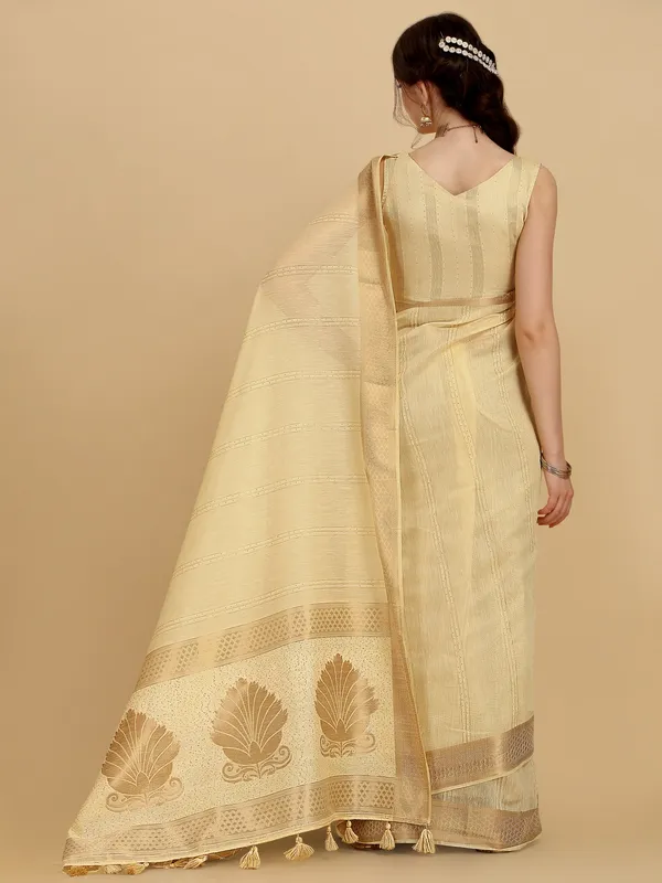 Suha_Womens_Grand_Fashion_Ethnic_Yellow_Color_Saree