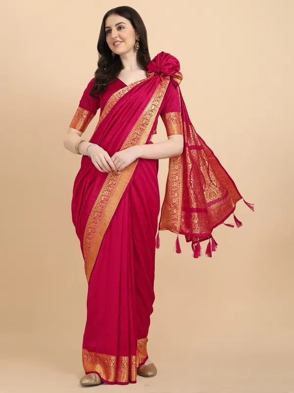 Suha_Womens_Grand_Fashion_Ethnic_Red_Color_Saree