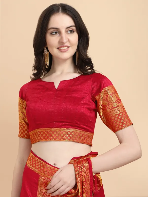 Suha_Womens_Grand_Fashion_Ethnic_Red_Color_Saree
